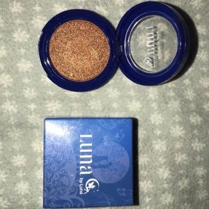Luna eyeshadow